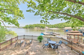 Waterfront Lake Ozark Pad Fishing and Boat Dock!